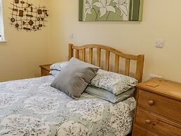 Apartment 6