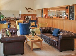 Oak Lodge