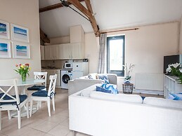 Corner Cottage