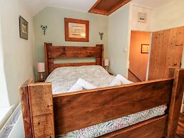 Castle Cottage
