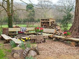 Abbots Manor