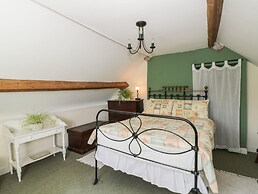 1 Westcroft Cottage