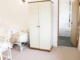 Acorn Cottage 1