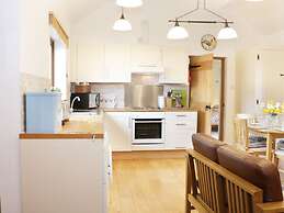 Acorn Cottage 1