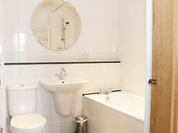 Acorn Cottage 1