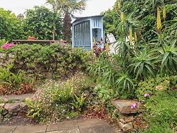 2 The Cottages