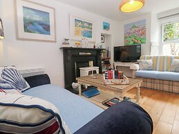 2 The Cottages