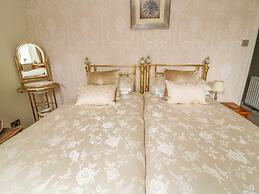 Daisy's Holiday Cottage
