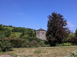 Pen Y Maes