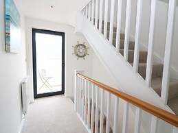 7 Ocean Gateway