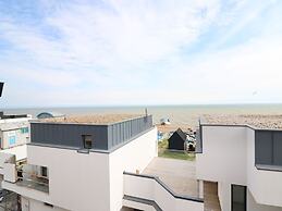 7 Ocean Gateway