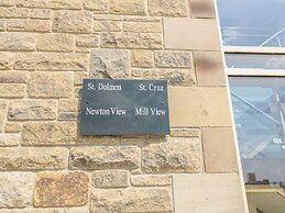 Newton View