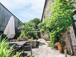 The Cider Barn