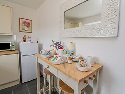 Seaview-barsloisnach Cottage