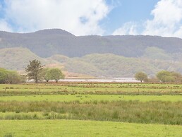 Seaview-barsloisnach Cottage
