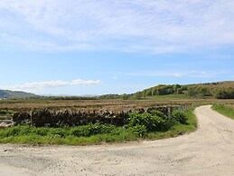 Seaview-barsloisnach Cottage