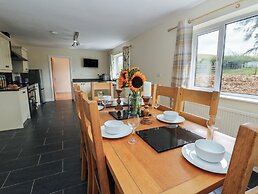 Glanyrafon Bungalow