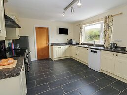 Glanyrafon Bungalow