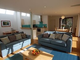 Orchard Retreat
