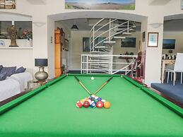 Bight Boathouse