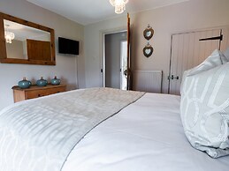 Cefn Uchaf Cottage