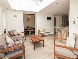 Charnwood Villa