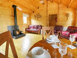Acorn Lodge