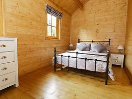 Acorn Lodge