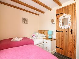Oak Cottage