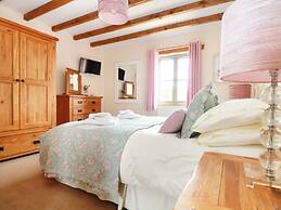 Hawthorn Cottage