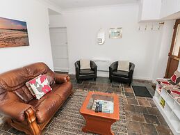 No. 2 New Cottages