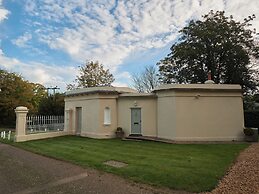 East Lodge