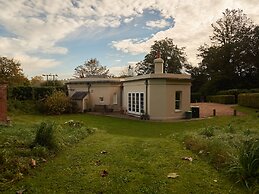 West Lodge