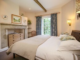 West Lodge