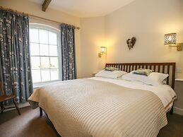 West Lodge