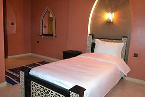 Inyan Dakhla Hotel