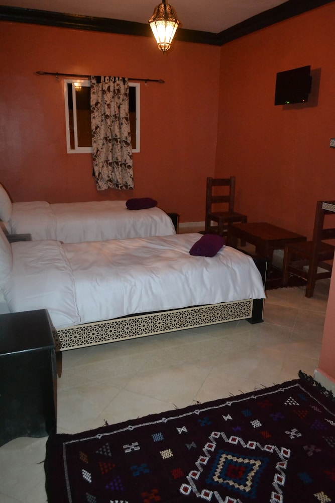 Inyan Dakhla Hotel