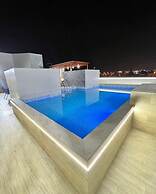G-Boss Hotel Sur