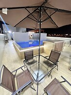 G-Boss Hotel Sur