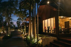 Forest Pool Villas