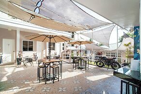 Prim Travellers Inn