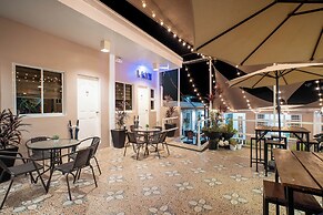 Prim Travellers Inn