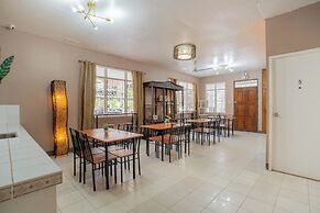 Prim Travellers Inn