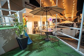 Prim Travellers Inn