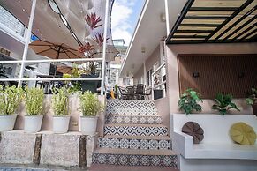 Prim Travellers Inn