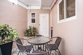 Prim Travellers Inn