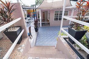 Prim Travellers Inn