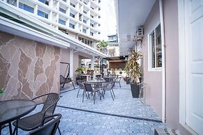 Prim Travellers Inn