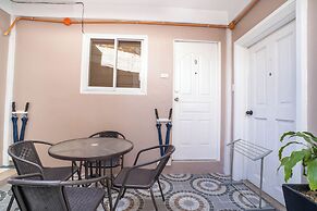 Prim Travellers Inn