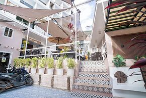 Prim Travellers Inn